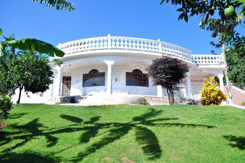 Plot 4 Kavuma Close Villa Kampala Bagian luar foto